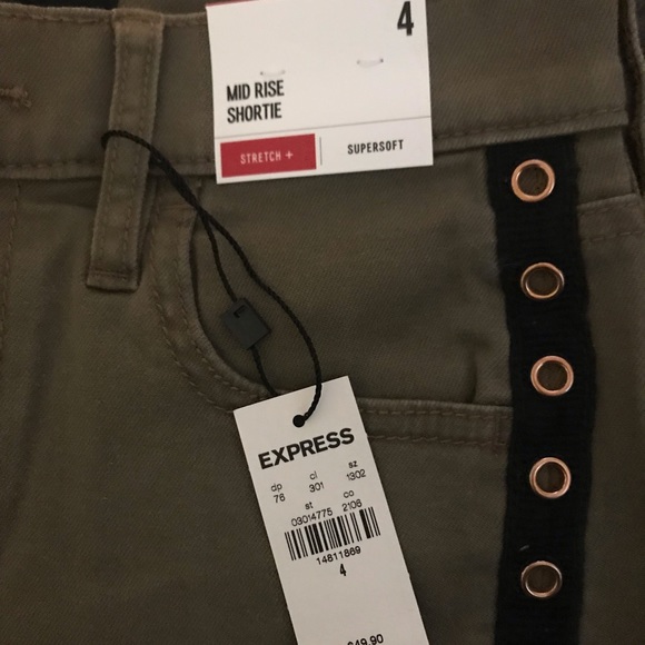 Express shorts - Picture 2 of 3